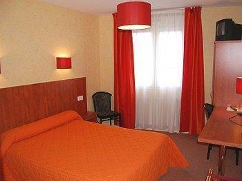 Logis Hotel Le Florina Sainte-Florine エクステリア 写真