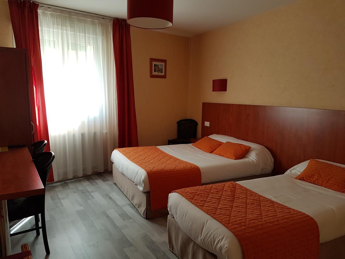 Logis Hotel Le Florina Sainte-Florine エクステリア 写真